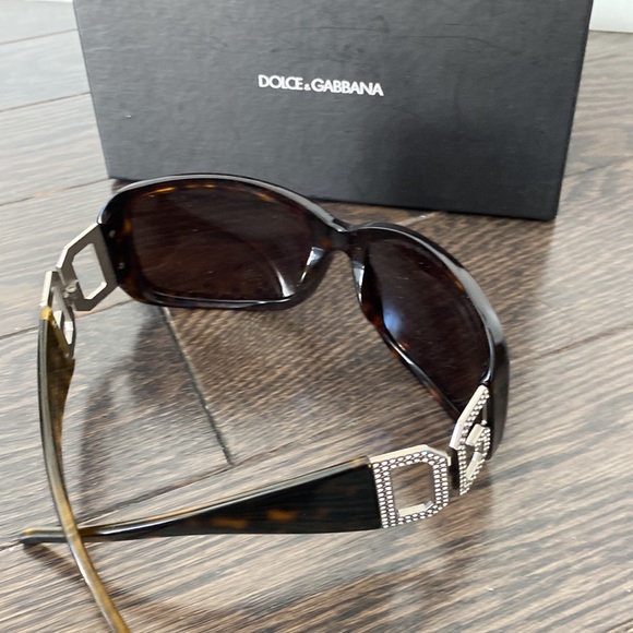 Dolce & Gabbana Sunglasses - Picture 5 of 10
